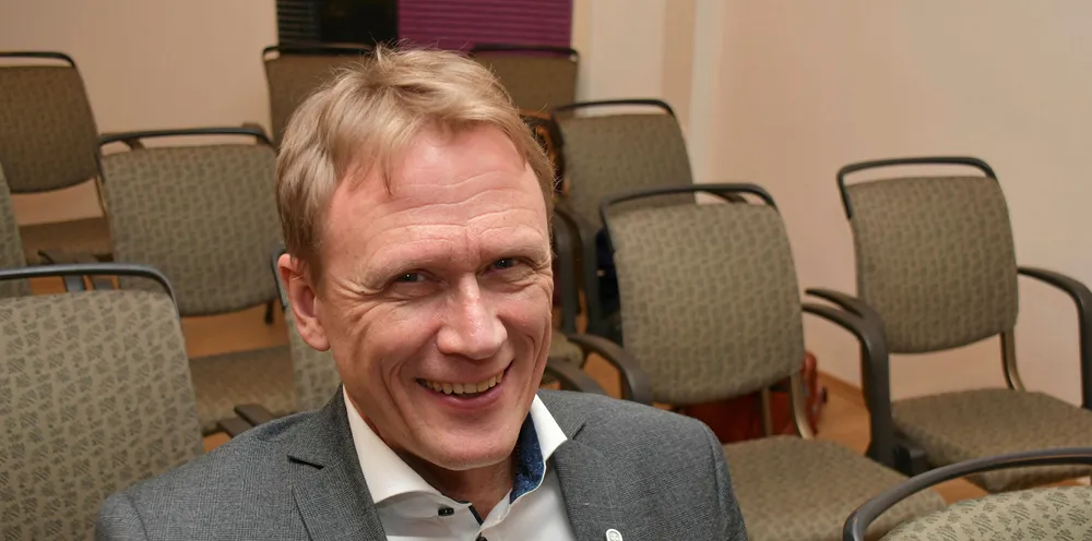 Rolf Barmen, konsernsjef i Fjordkraft, forteller at Elhub har gitt flere viktige positive effekter for selskapet.