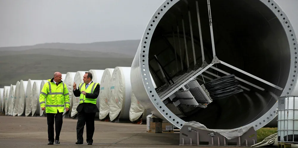 Former First Minister of Scotland Alex Salmond (right) visits the Campbeltown tower facility in 2011