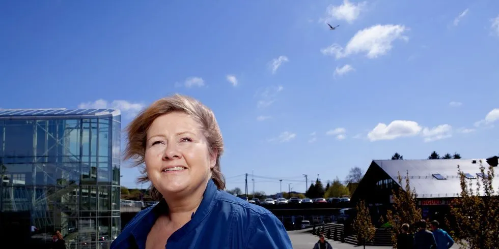 VANT KYSTEN: Erna Solberg tok kyst-Norge på alvor, og sikret valgseieren ved hjelp av mindre ideologi og mer praktisk politikk, mener forfatter og journalist Frithjof Jacobsen.