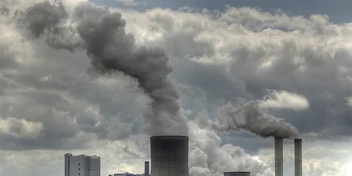 More US fossil fuel capacity added than renewables in H1
