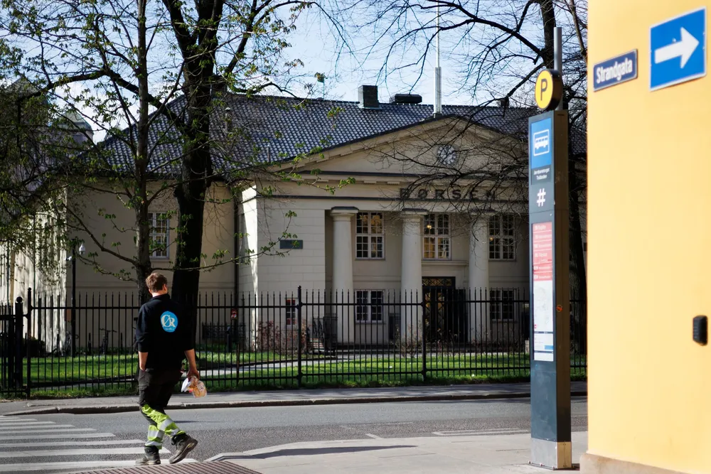 Hovedindeksen på Oslo Børs falt 1,7 prosent tirsdag.
