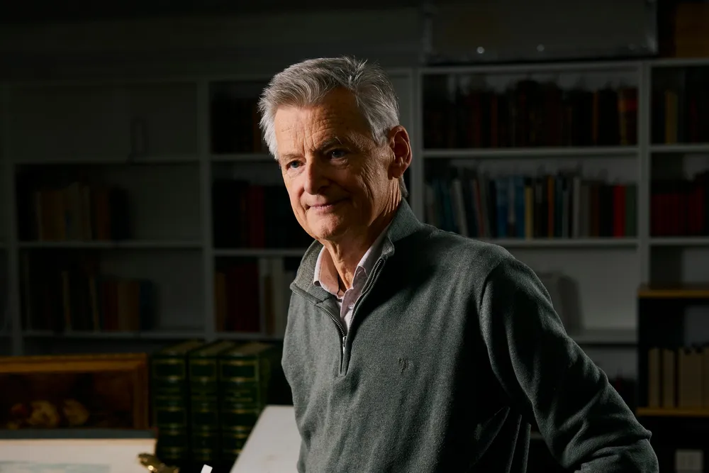 Johan Fr. Odfjell og kona solgte i går store deler av boksamlingen til inntekt for veldedighet.