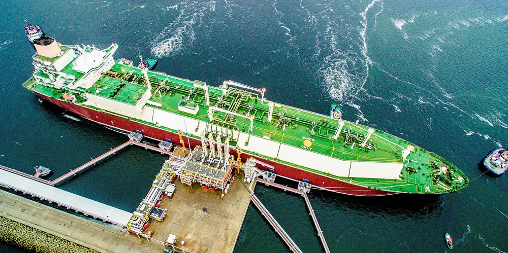 Poland inaugurates Polskie LNG's Swinoujscie LNG receiving terminal with a first commissioning cargo delivered by the 210,000-cbm Q-flex LNG carrier Al Nuaman (built 2009) in 2015