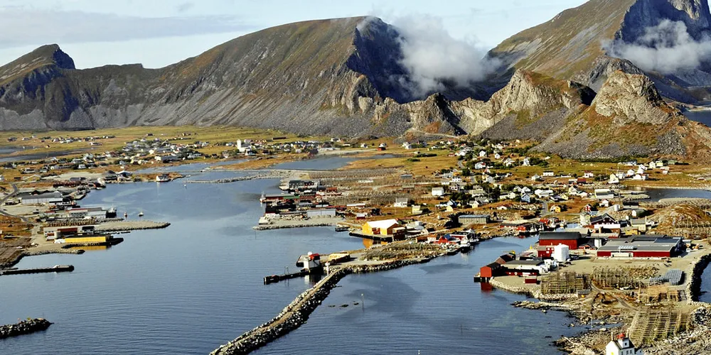 VÆRØY: Ville, vakre Værøy ligger ytterst ute i Lofoten, og en av de fineste strendene i landet finner du her.