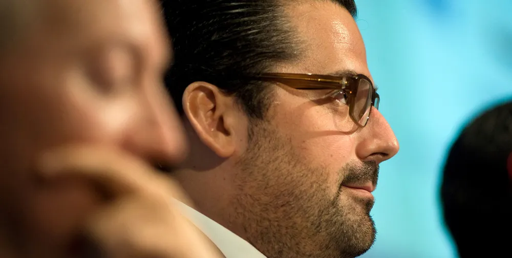 Scorpio Bulkers chief executive Emanuele Lauro has accelerated the owner's exit from the dry trade with sale of seven units to Star Bulk Carriers of Greece.