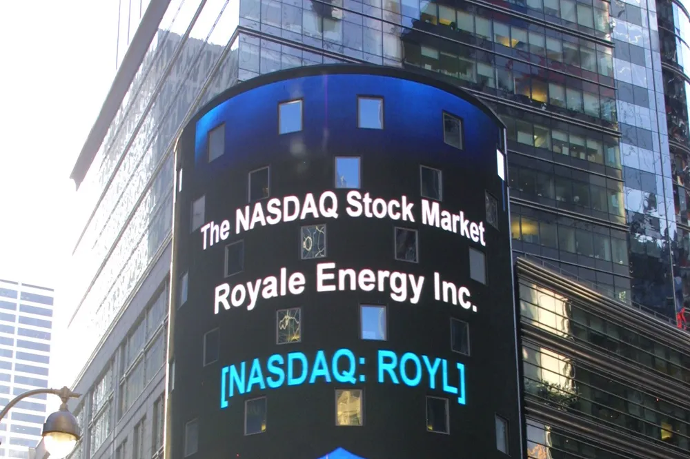 Royale faces Nasdaq de-listing