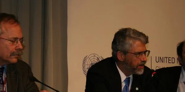 John Holdren, director of the White House Office of Science and Technology Policy, at right.