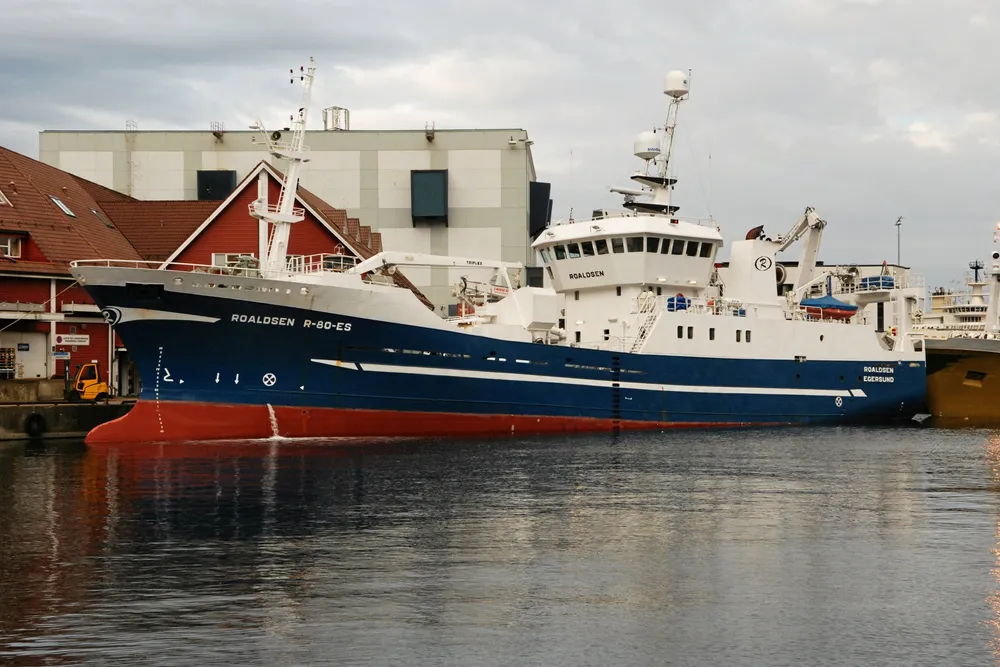 Egersund-båten «Roaldsen» og Kornelius Roaldsen Fiskebåtrederi ble fratatt snøkrabbetillatelsen og fikk ikke ny tildeling av tillatelse. Når er søksmål mot staten varslet med krav om erstatning og ny tillatelse.