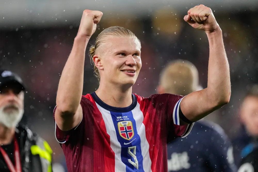 Erling Braut Haaland, her avbildet etter en landskamp mot Italia i juni.