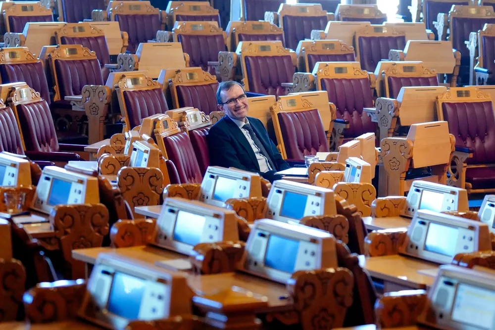 Utenriksminister Espen Barth Eide sa i stortingssalen at det er klokt og riktig og komme med en egen evaluering av den siste årene av norske innsatsen i Afghanistan og av uttrekket fra landet.