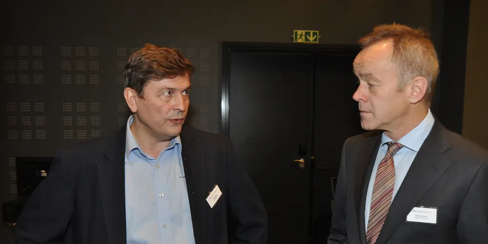 Daglig leder Odd Strøm i Nova Sea (t.v.) diskuterer nyskaping i norsk næringsliv med sjefredaktør Amund Djuve i Dagens Næringsliv. (Alle foto: Bent-Are Jensen)