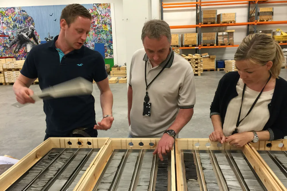 Analysis: of core samples from north-east Barents