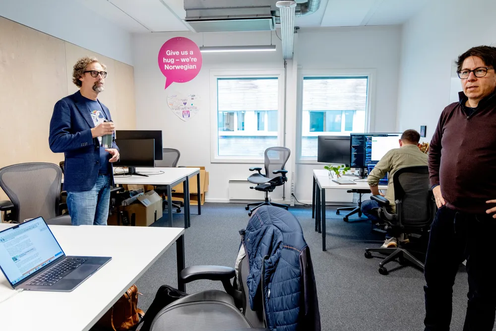 Daniel Senn (til høyre) og Erlend Klouman Høiner har fått stort gjennomslag med det lille, ferske selskapet sitt.