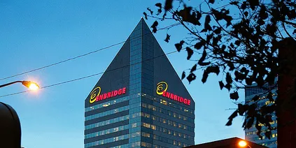 Enbridge closes share offering