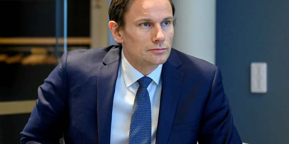 GRANSKER: Geir Sviggum, som er partner og styreleder i Wikborg Rein, leder granskningen som styret i Samherji har bestilt knyttet til påstandene om bestikkelser i Namibia.