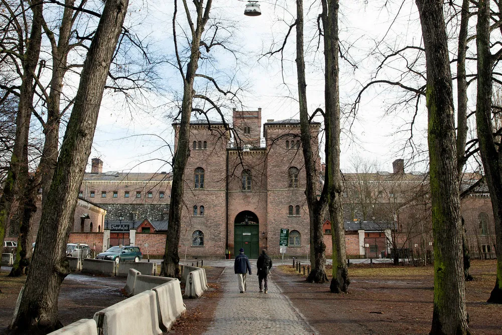 Inngangspartiet til «Botsen» i Oslo på Grønland er fra 1851. Det stengte og vernede fengselet legger beslag på en 100 mål stor tomt sentralt i hovedstaden og kan bli lagt ut til salgs.
