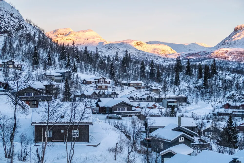 Illustrasjonsfoto av leilighetsbygg og hytter ved Skarsnuten ved Hemsedal Skisenter.
