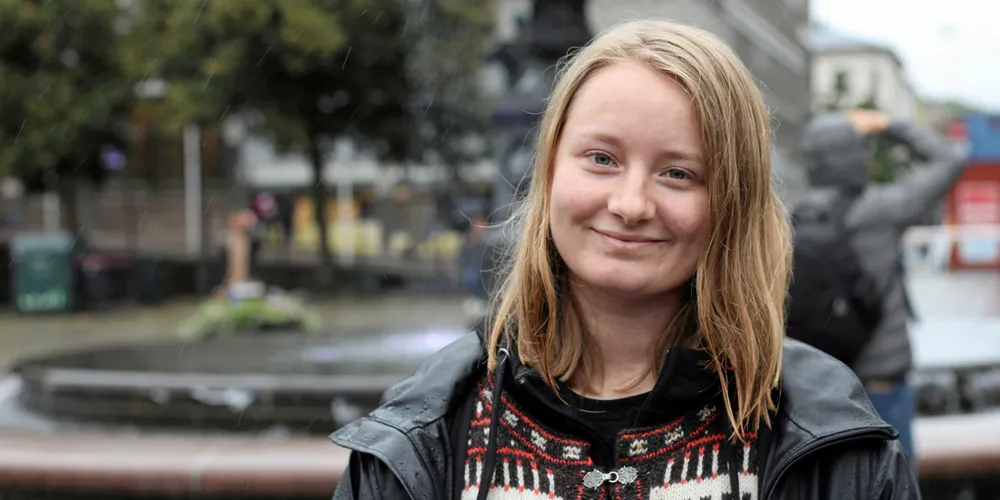 Leder i Natur og ungdom, Therese Hugstmyr Woie, tror det er mulig å få stoppet gruveplanene i Repparfjord i Vest-Finnmark selv om anleggsarbeidet har startet.