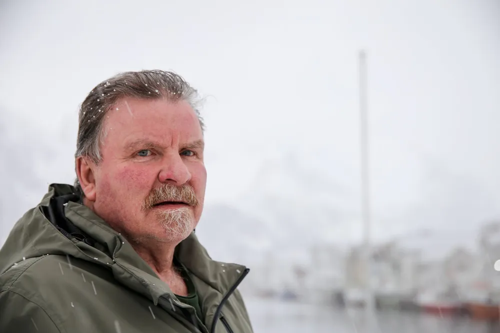 Sjarkfisker Holger Rune Pedersen fra Henningsvær har bikket 70 år. Den selverklærte linefanatikeren tror det er på tide å trappe ned.