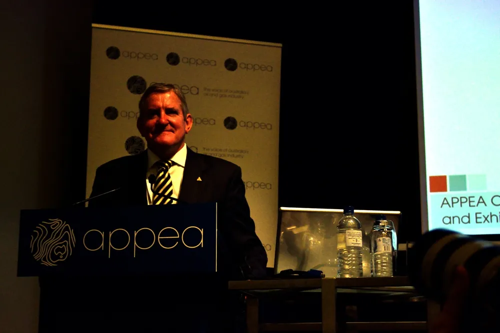Acreage awards: Australian Minister for Industry Ian Macfarlane