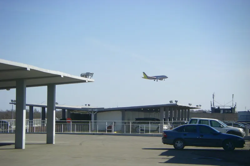 Vnukovo airport CEO, deputy quit