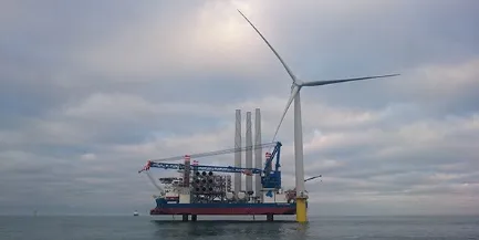 The Sea Challenger installs the first Siemens 6MW turbine at Dudgeon