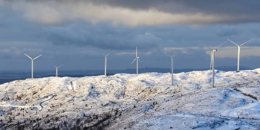 Selger seg ut av Midtfjellet Vindkraft