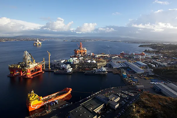 Market adjustment: for CCB's Aagotnes base