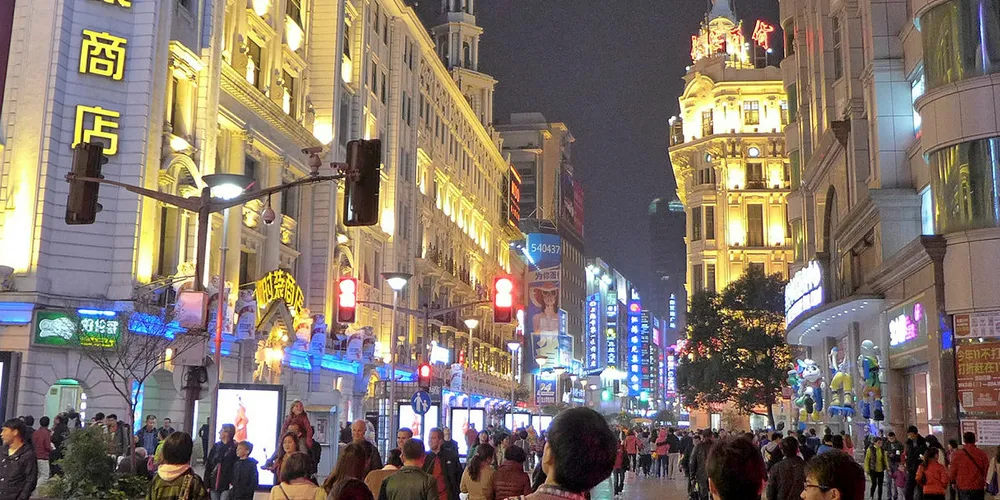 ENORMT MARKED: I Kina er det sterk vekst i forbruk av sjømat i befolkningen. Her fra Shanghai, den største byen i Kina med sine vel 24 millioner innbyggere.