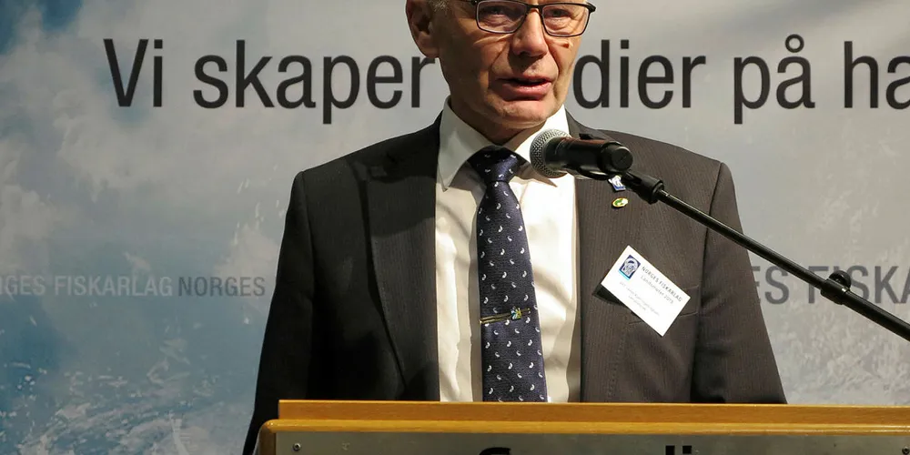 FORTSETTER: Kjell Ingebrigtsen fortsetter som leder i Norges Fiskarlag.