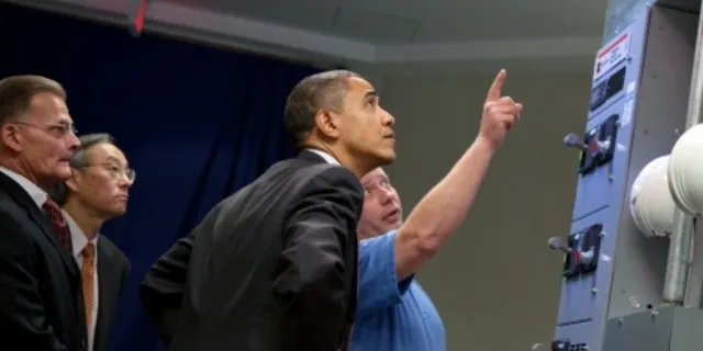 Obama pledges $8.33bn for first US nuclear in decades