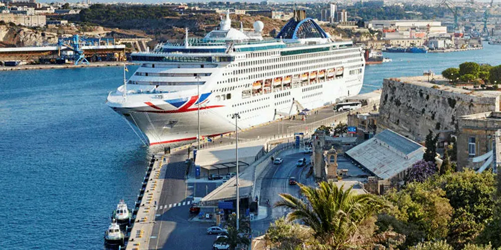 Marios Iliopoulos' ferry company Seajets is said to have bought P&O Cruises' Oceana.