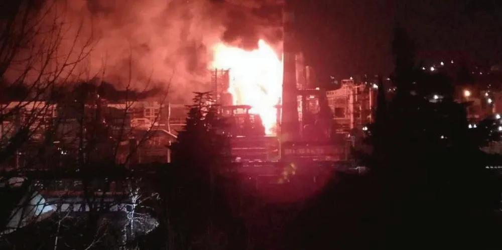 Fire at the Rosneft oil refinery near the Black Sea port of Tuapse the first time around in January