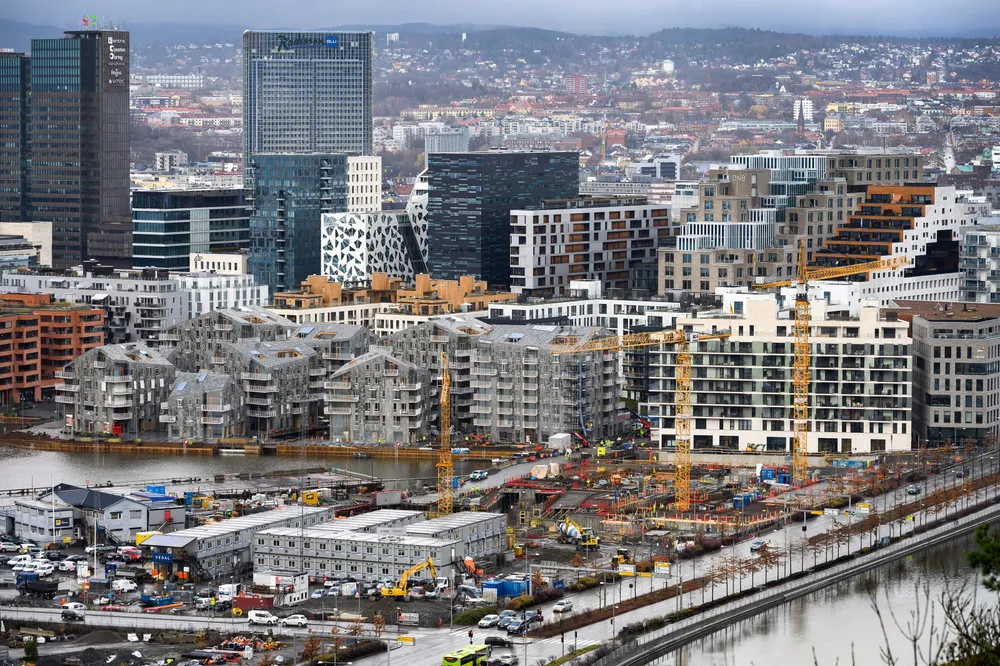 Koronapandemien har gjort at åtte prosent her i landet ønsker seg nytt bosted. Boligbyggeren JM er overrasket over at det ikke er flere som har kommet i flyttetanker.
