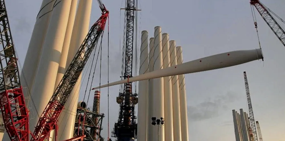 Blades being loaded out from Siemens Gamesa's fabrication halls in Hull, UK