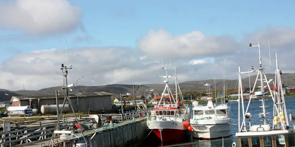 Fiskeridirektoratets kontrollbåt «Rind» i Harstad på tokt for Havforskningsinstituttet i forrige måned.Foto: Jon Eirik Olsen
