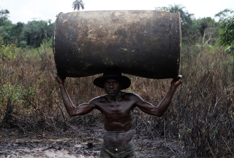 Bunkering: Italy’s Eni has ordered the closure of its acitivities in the Swamp area of Nigeria due to increased theft of crude from pipelines