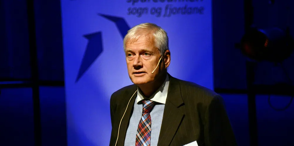 Konsernsjef Johannes Rauboti i SFE, er godt fornøyd med resultatet etter første halvår til tross for at det nesten er halvert i fra i fjor.
