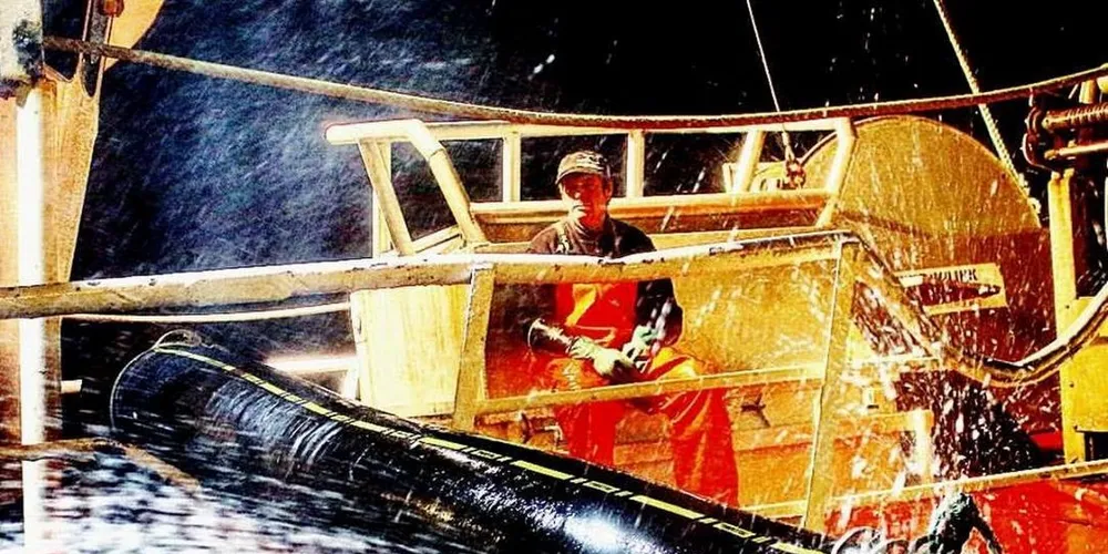 Kjell Åge Johansen er én av mange yrkesfiskere i Norge. Her på kaia på Andenes. Foto: Jørn Mikael Hagen.