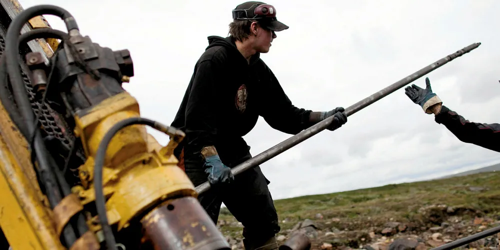 HØGE GULLPRISER: Prøveboring etter gull i Bidjovagge i 2010. Høge gullpriser og nye funn gjorde det interessant å gjenåpne gullgruvene i Bidjovagge. Men Kautokeino kommunestyre sa i 2012 nei til videre planarbeid.