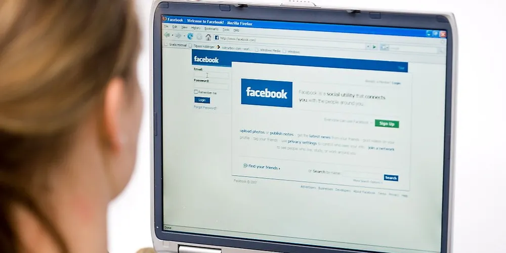 Stadig flere lokale fiskeriorganisasjoner bruker Facebook til å nå ut med sitt budskap. Illustrasjonsfoto: Colourbox