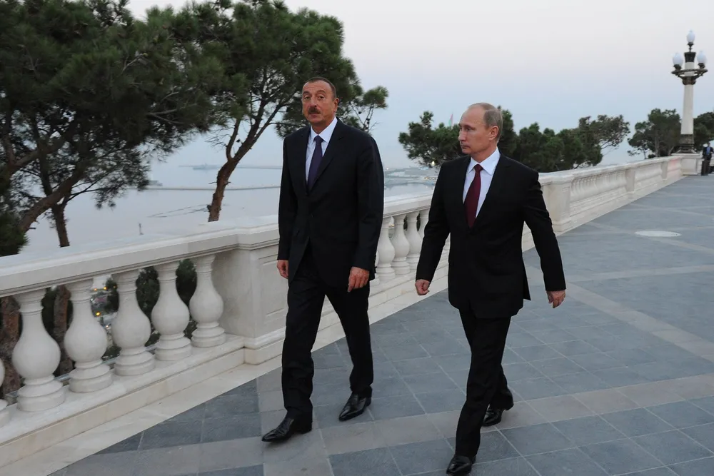 Co-operation step: Russia and Azerbaijan state players team up