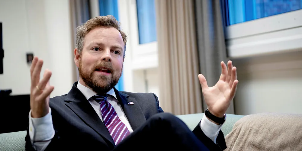 Næringsminister Torbjørn Røe Isaksen (H) sier pengene fra Forskningsrådet skal bidra til å skape store verdier for samfunnet.