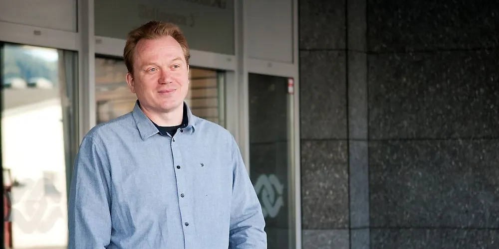 - Har du prøvd å ringe Nav noen gang? Prøvd det og se om du får tak i samme person to ganger, sier Ask Økland, advokat i Pelagisk Forening, som mener at Fiskeridirektoratet har langt bedre service enn mange andre offentlige etater. Foto: Kjersti Kvile