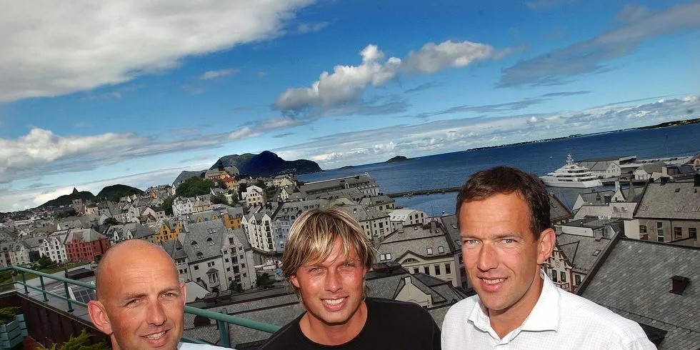 Leif Haagensen (t.v.) ; Gunnar Haagensen (i midten) ; Knut Haagensen (t.h.) - brødrene deler ansvaret for Aalesund Enterprises. Alle tre tjener godt med penger.