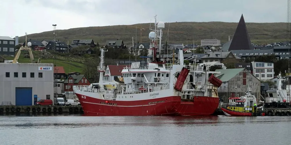 Torshavn: Den færøyske pelagiske tråleren «Atlantsfarid» ved kai i Torshavn.Foto: Nils Torsvik