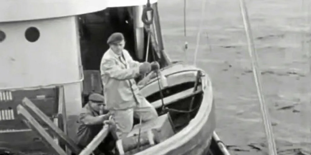Videoen viser hvilket muskelarbeid som lå bak sildefisket for snart 70 år siden.Foto: Sverre Kvarme