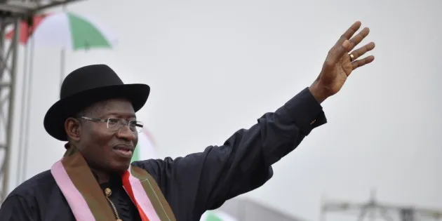 President Goodluck Jonathan's government pledges to fast-track official project approvals.