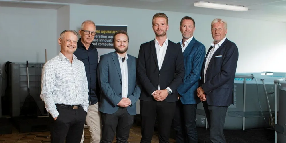 The team at Sincere Aquaculture, including CTO Gustav Staehr (third from left) and CEO Fridi Mellemgaard (third from right).