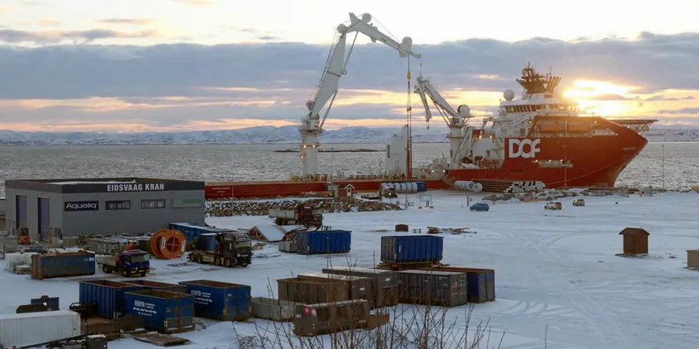 «Skandi Acergy» til kais på Nordhammarvika i Trøndelag.